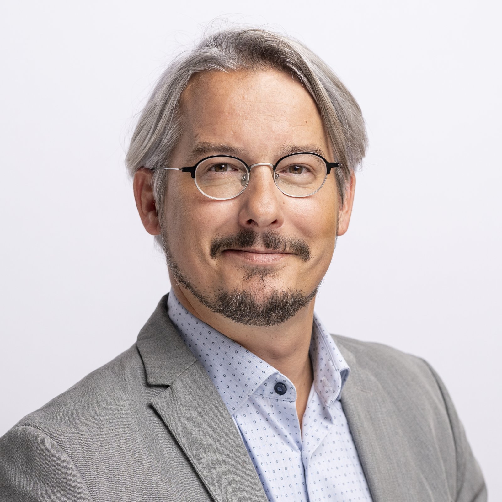 Portrait d'Emmanuel Amoos